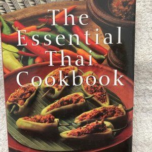 THAI COOKBOOK  1994 Bangkok, Shanri-La, Lao, the Islands +more Recipes&Technique